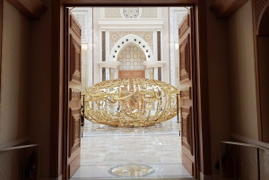 Из Дубая: однодневный тур в Абу-Даби с Qasr al Watan