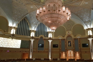 Из Дубая: однодневный тур в Абу-Даби с Qasr al Watan