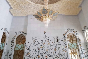 Из Дубая: однодневный тур в Абу-Даби с Qasr al Watan