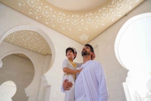 Z Dubaju: Abu Dhabi Sheikh Zayed Mosque Wycieczka z przewodnikiem