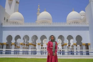 Fra Dubai: Abu Dhabi Sheikh Zayed-moskeen - guidet tur