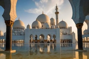 Von Dubai aus: BAPS Hindu-Tempel und Sheikh Zayed Moschee Tour