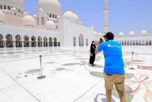 Fra Dubai: Premium Abu Dhabi byrundtur på tysk