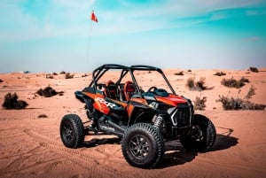 Aamulla Dune Buggy kokemus Abu Dhabissa