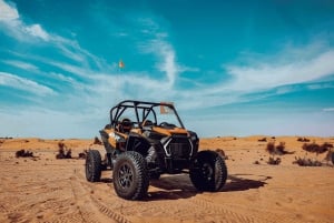 Aamulla Dune Buggy kokemus Abu Dhabissa