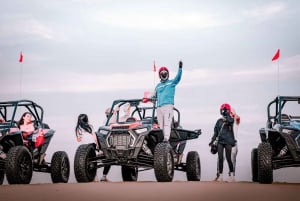 Aamulla Dune Buggy kokemus Abu Dhabissa