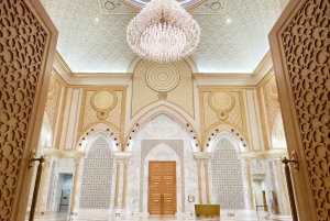 Частный тур по Абу-Даби на целый день с посещением Лувра и Каср аль-Ватана