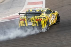 Przejażdżka pasażerska Yas Marina Circuit Chevrolet Drift Taxi