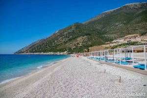 2-daagse tour: Palasë-strand, Vlorë, Apollonia & wijnproeverij