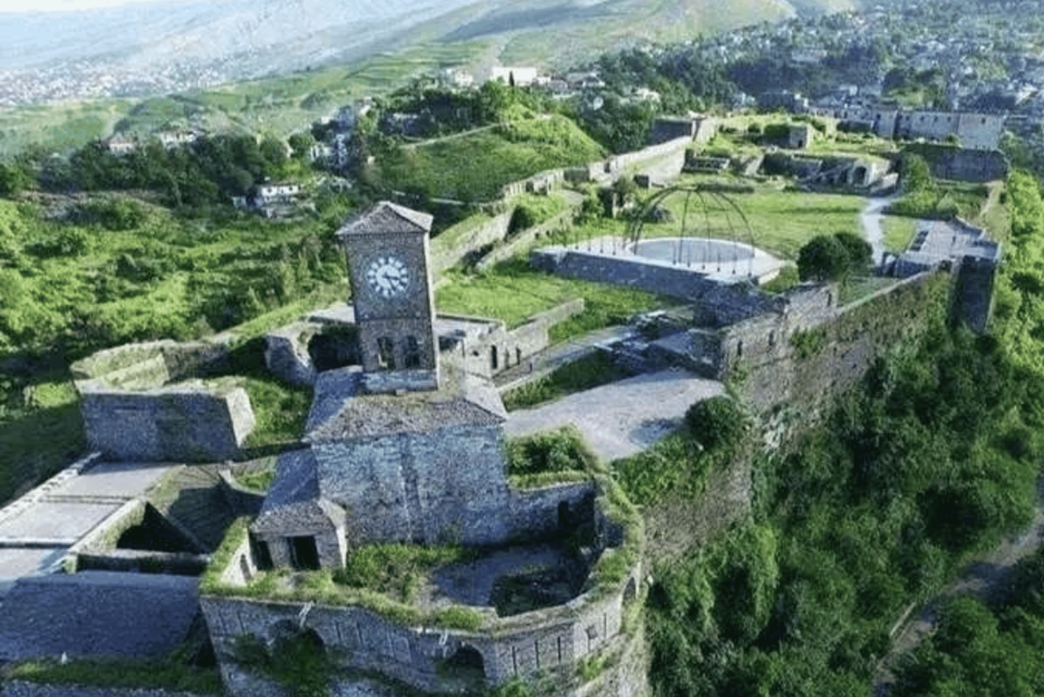 Circuit d'aventure de 4 jours dans les joyaux du sud albanais