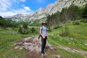 5 päivän vaellusseikkailu koskemattomissa Albanian Alpeilla