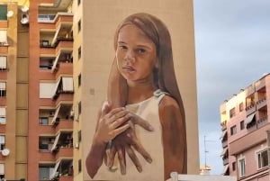 Un breve tour a piedi che mostra tutti i luoghi di Tirana