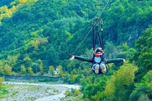 Tirana: Balkans lengste zipline Petrela Adrenaline Tour