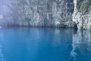Isla de Sazan, Cueva de Haxhi Ali y Parque Marino: Excursión en lancha rápida