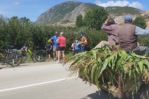 Passeio de bicicleta pela Albânia