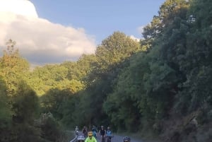 Passeio de bicicleta pela Albânia