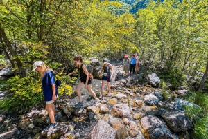 Albanska Alperna: 3-dagars tur till Komani-sjön, Valbona och Thethi