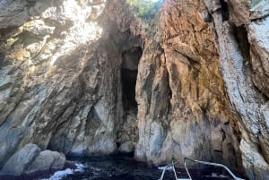 Himara: aventuras con esnórquel en cuevas y playas secretas