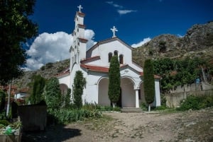 Albanian järvialue Ohridista ja Strugasta.