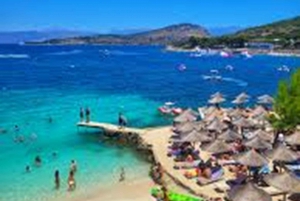 De Tirana, Durrës e Golem: excursão a Saranda, Blue Eye e Ksamil