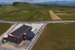 Visite d'une journée à Belsh : 84 lacs et le site sacré de la déesse Aphrodite