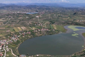 Однодневная экскурсия в Белш: 84 озера и священное место богини Афродиты