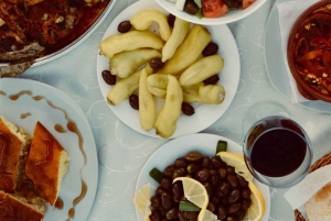 Однодневная экскурсия в Белш: 84 озера и священное место богини Афродиты