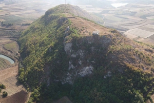 Visite d'une journée à Belsh : 84 lacs et le site sacré de la déesse Aphrodite