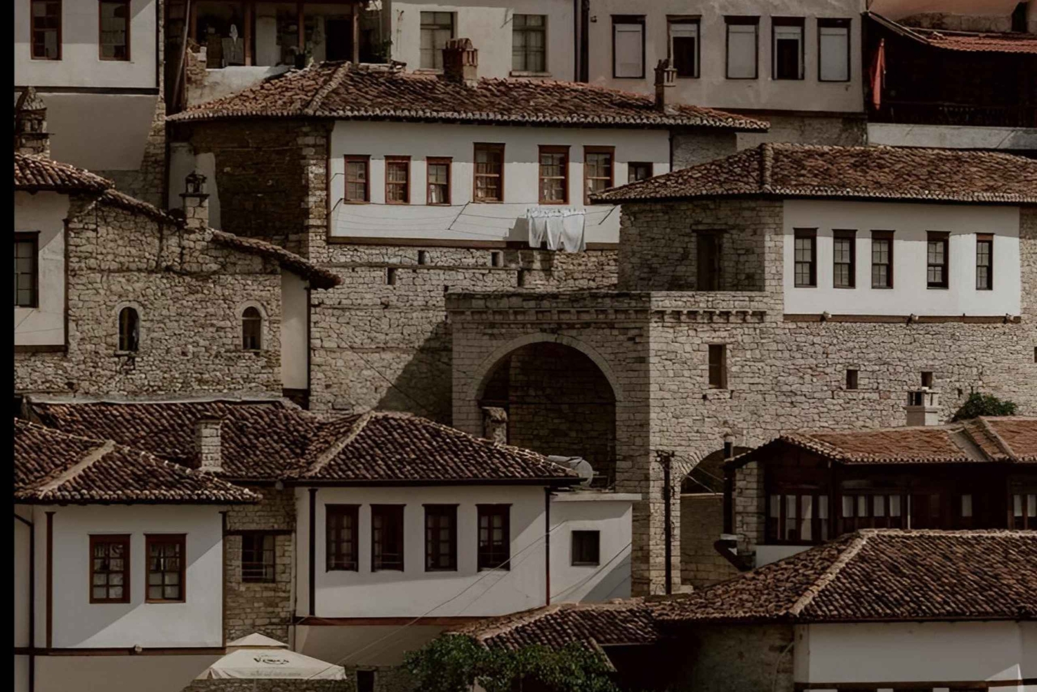 Berat, Albania: tour del castello e della città con pausa caffè