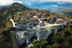 Berat: Tour guidato a piedi del Castello e della Città Vecchia