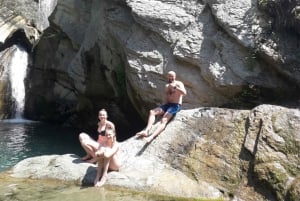 Berat: Tocht met gids naar de berg Tomorr en de Bogove waterval