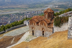 Berat: Onufri Museum and Berat Castle Tour with Lunch