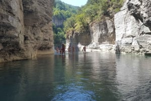 Berat : Visite du canyon d'Osum et de la cascade de Bogove
