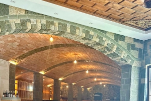 Berat: Pupa Winery Tour en proeverij