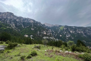 Berat: Tomorri Castle and Lakes of Dardha Day Trip