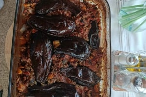 Berat: Traditional Cooking Class with Wine Tasting