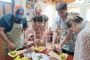 Berat: Traditional Cooking Class with Wine Tasting
