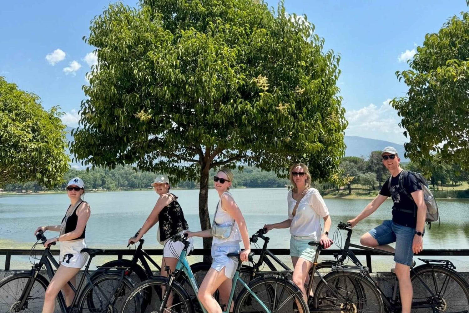 Location de vélo ou de vélo électrique à Tirana : une visite libre à vélo