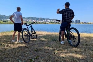 Location de vélo ou de vélo électrique à Tirana : une visite libre à vélo