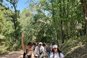 Location de vélo ou de vélo électrique à Tirana : une visite libre à vélo