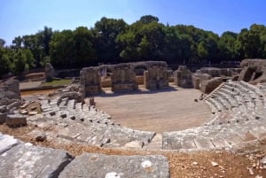 Blue Line: Alt inkludert dagstur med guide Vlore-Butrint-Blue Eye