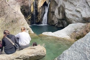 Bogove's Splendor: Wasserfall-Abenteuer & Weinverkostung
