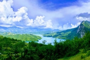 Bovilla Lake & Mount Gamti: Half-Day Hiking Trip from Tirana