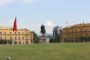 Budva: Tirana Day Trip with Return Transportation