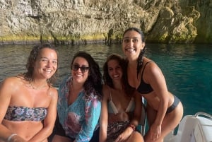 Clare: Sazan Island & Karaburun Speedboat Trip & Snorkeling