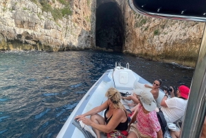 Clare: Sazan-eiland en Karaburun speedboottocht en snorkelen