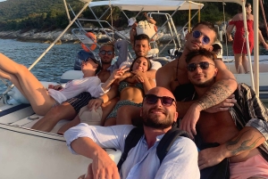 Clare: Sazan-eiland en Karaburun speedboottocht en snorkelen