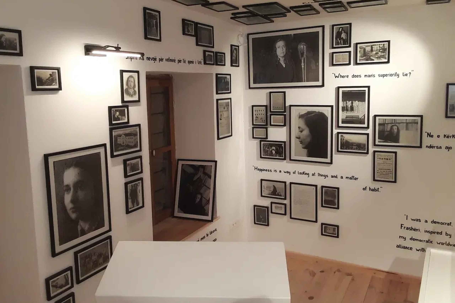 Stadtführung zum Thema Kalter Krieg: Geheimnisse des kommunistischen Gjirokastra