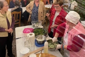 Kok som en lokal – autentisk matlagingskurs i Gjirokastra