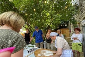 Kok som en lokal – autentisk matlagingskurs i Gjirokastra